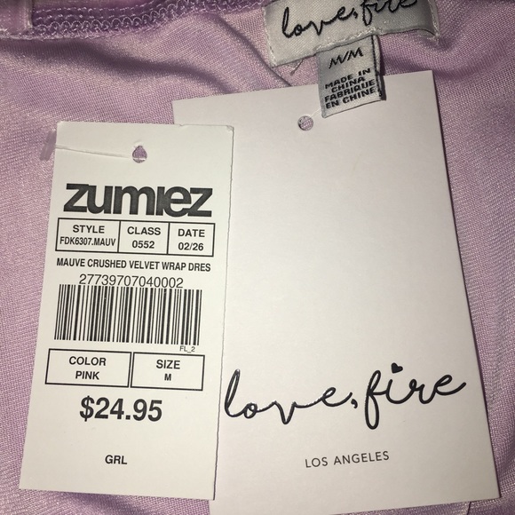 Love, Fire lavender velvet dress - Picture 4 of 4